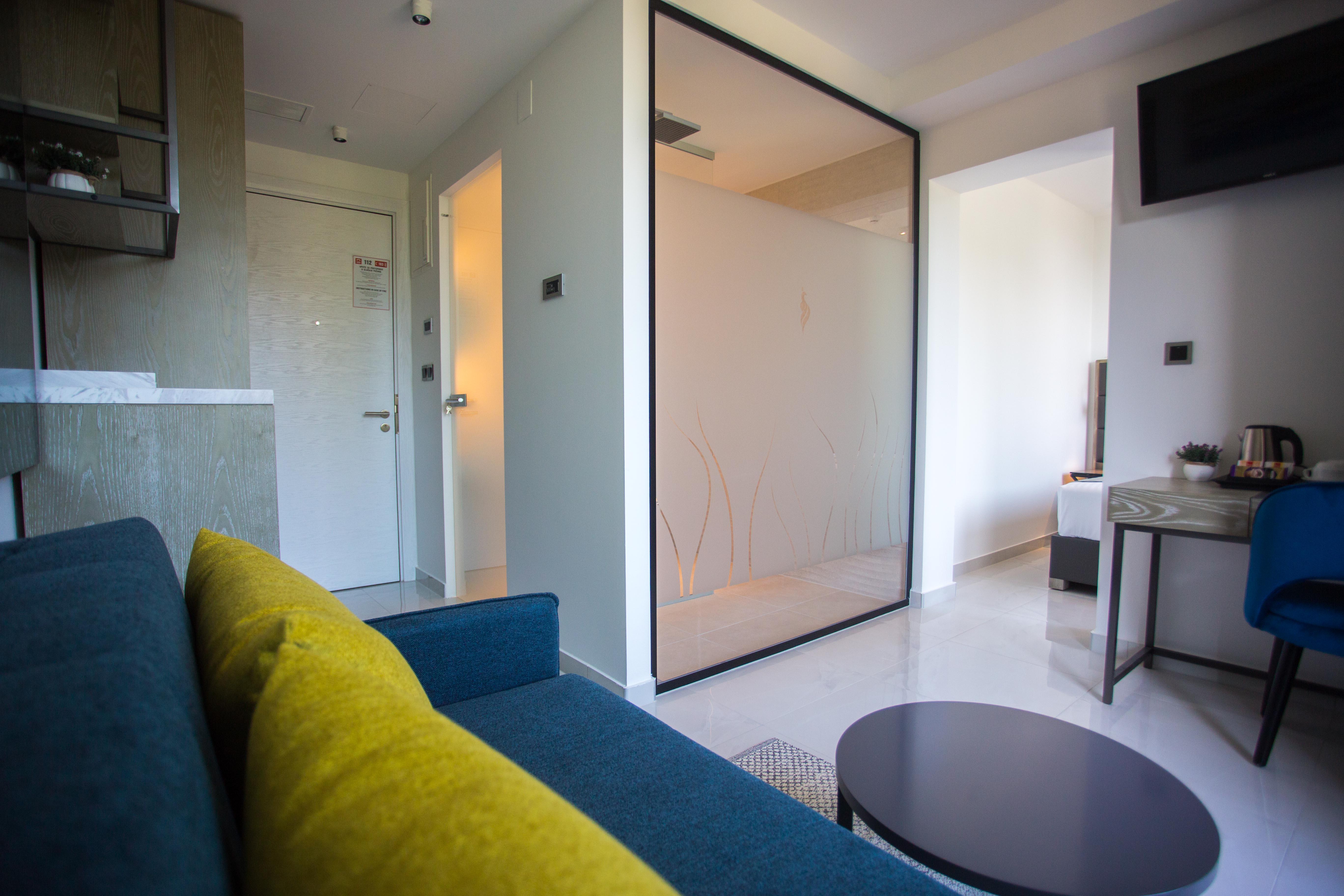 Liberty Plaza Hotell Novalja Exteriör bild