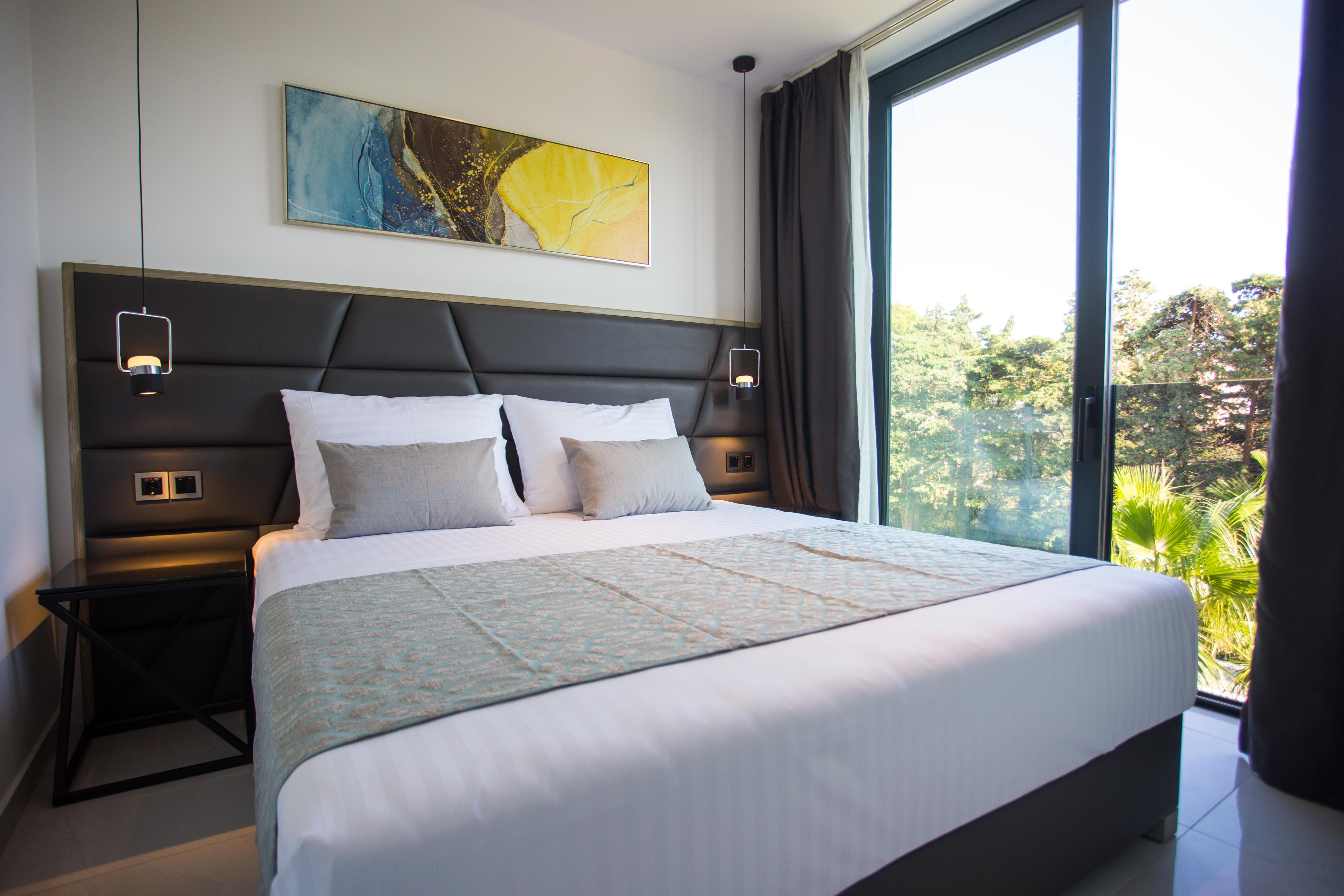 Liberty Plaza Hotell Novalja Exteriör bild